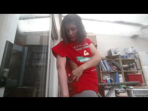 T-shirt coupé à scratch